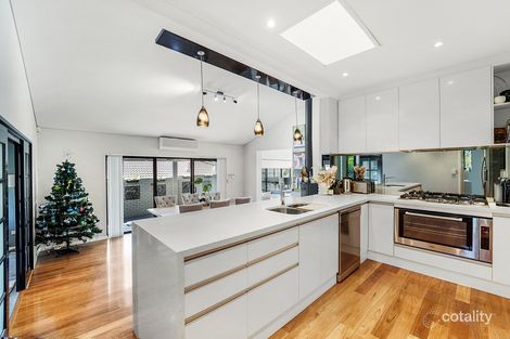 Property photo of 5 Gael Place Kallaroo WA 6025