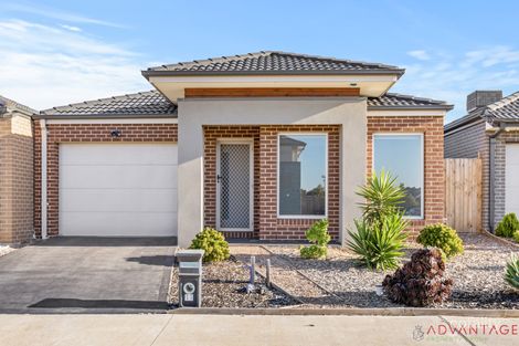 Property photo of 11 Nassau Road Point Cook VIC 3030