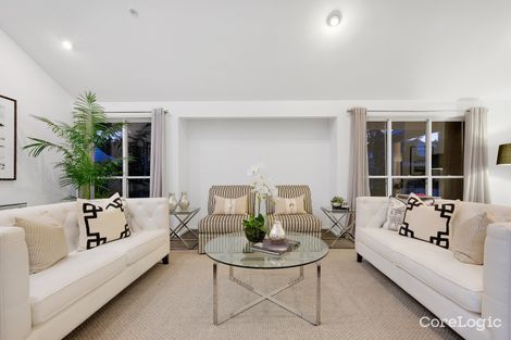 Property photo of 22 Chadston Close Kenmore Hills QLD 4069