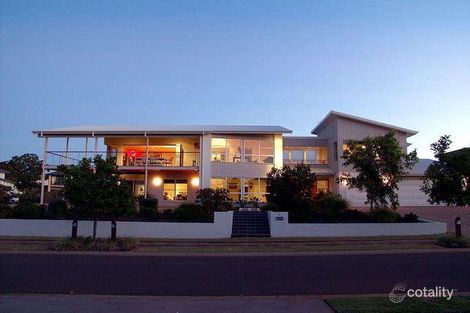 Property photo of 2 Edie Terrace Wellington Point QLD 4160