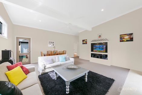 Property photo of 1/17 Shamrock Drive Berkeley Vale NSW 2261