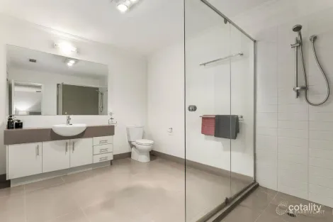 Property photo of 42 Bridgeford Avenue Blackburn North VIC 3130
