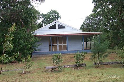 2 Boreen St, Point Lookout, QLD 4183