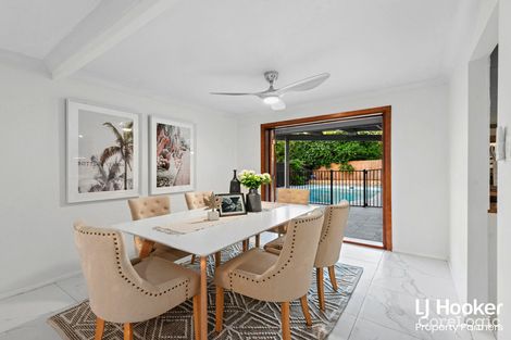 Property photo of 43 Kinkuna Street Wishart QLD 4122