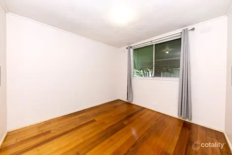 Property photo of 7 Risdon Drive Notting Hill VIC 3168