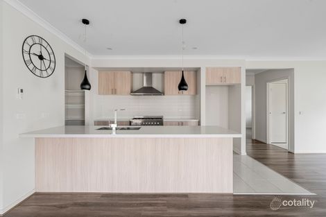 Property photo of 45 Newington Parade Mernda VIC 3754