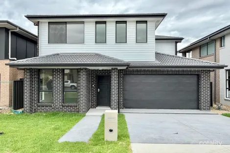 Property photo of 30 Strathyre Drive Prestons NSW 2170