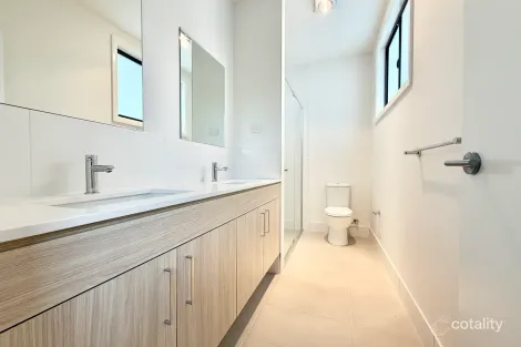 Property photo of 30 Strathyre Drive Prestons NSW 2170