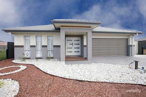 Property photo of 15 Derham Drive Point Cook VIC 3030