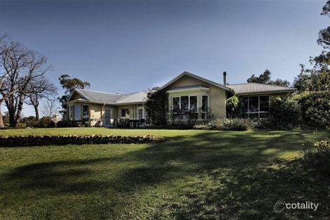 290 Pyalong Rd, Lancefield, VIC 3435