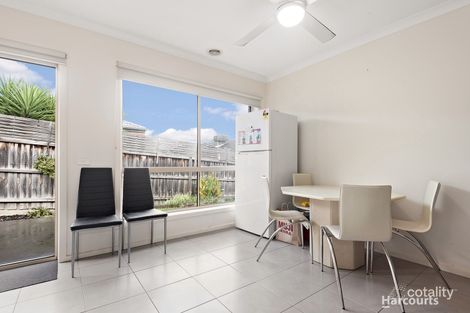 Property photo of 7 Hayden Grove Pakenham VIC 3810