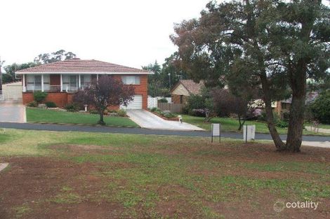 12 Mengarvie Rd, Parkes, NSW 2870