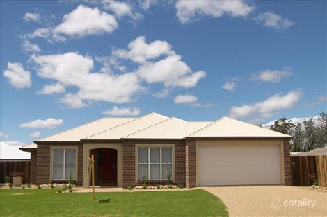 Property photo of 60 Wood Drive Middle Ridge QLD 4350