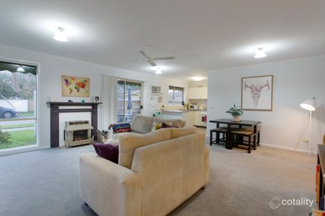 Property photo of 30 Holroyd Street Seaford VIC 3198