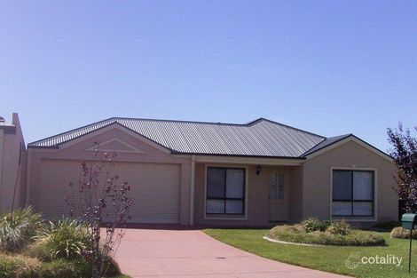 19 Beaus Ct, East Albury, NSW 2640