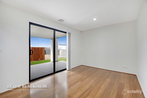 Property photo of 6 Laffan Street Coombs ACT 2611