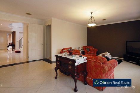 Property photo of 6 Bonny Court Narre Warren South VIC 3805