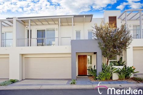 5 Waterstone Cres, Bella Vista, NSW 2153