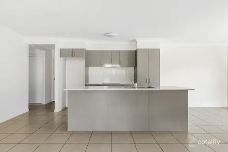 Property photo of 68 Edgeware Road Pimpama QLD 4209