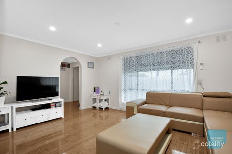 Property photo of 73 Stevenage Crescent Deer Park VIC 3023