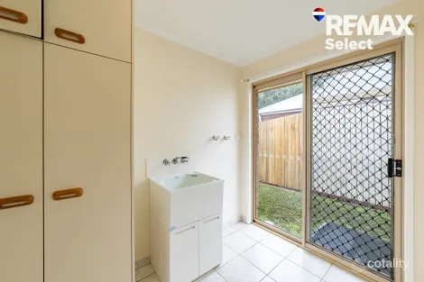 Property photo of 17 Davlyn Drive Andergrove QLD 4740