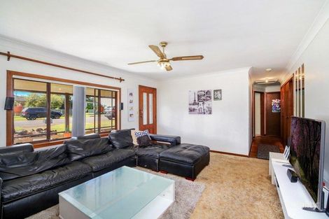 Property photo of 37 Panorama Parade Berkeley Vale NSW 2261