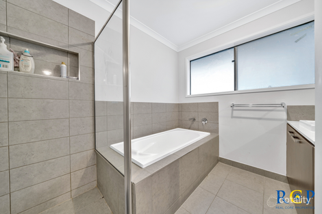 Property photo of 114 Evesham Drive Point Cook VIC 3030