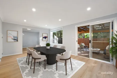 Property photo of 2 Valley Place Warriewood NSW 2102