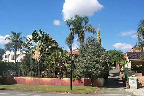 99 Riverton Dr W, Rossmoyne, WA 6148