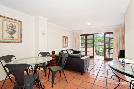 Property photo of 8/74A Sir Fred Schonell Drive St Lucia QLD 4067