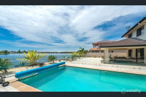 Property photo of 12 Calmwater Crescent Helensvale QLD 4212