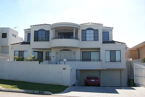 Property photo of 17 Oberon Close Dianella WA 6059