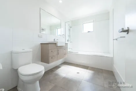 Property photo of 24/248 Padstow Road Eight Mile Plains QLD 4113