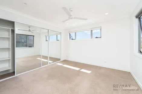 Property photo of 24/248 Padstow Road Eight Mile Plains QLD 4113