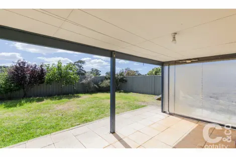 Property photo of 6 Axbridge Link Leda WA 6170