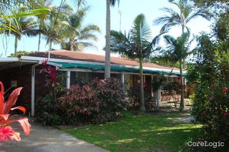 Property photo of 19 Ilaroo Crescent Warana QLD 4575