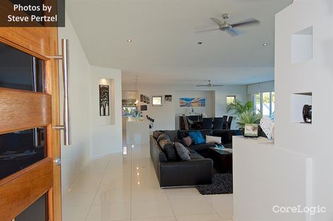 Property photo of 1 Midhurst Court Arundel QLD 4214