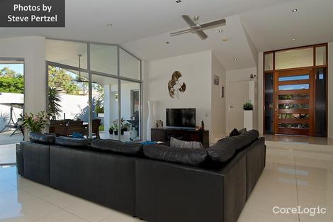 Property photo of 1 Midhurst Court Arundel QLD 4214