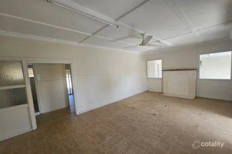 Property photo of 28 Theresa Street Emerald QLD 4720