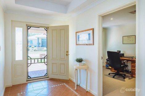 Property photo of 2 Highfield Rise Hillarys WA 6025