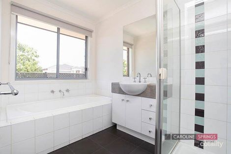 Property photo of 31 Bentley Drive Deer Park VIC 3023