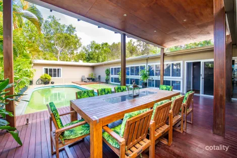 Property photo of 28 The Grove Nelly Bay QLD 4819