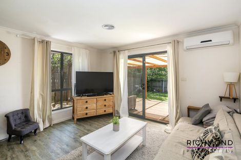Property photo of 17 Lafferty Place Macgregor ACT 2615