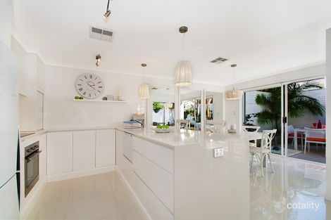 Property photo of 2/4 Sunseeker Close Noosaville QLD 4566