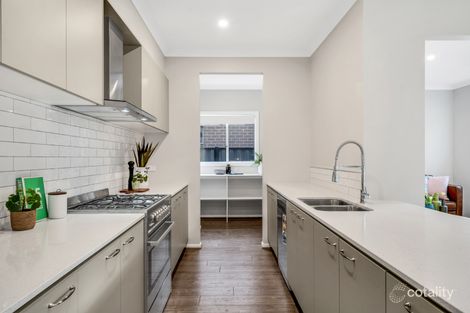Property photo of 430 Brookfield Boulevard Craigieburn VIC 3064