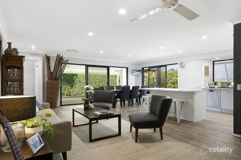 Property photo of 4 Hilltop Place Banyo QLD 4014