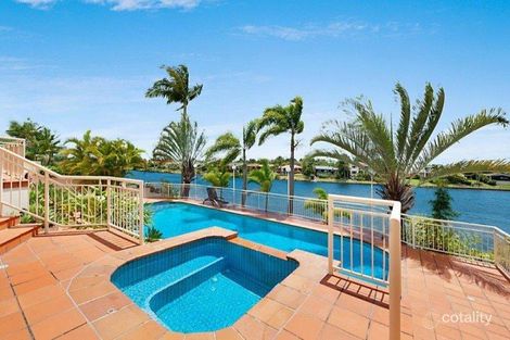 Property photo of 39 Cabana Boulevard Benowa QLD 4217