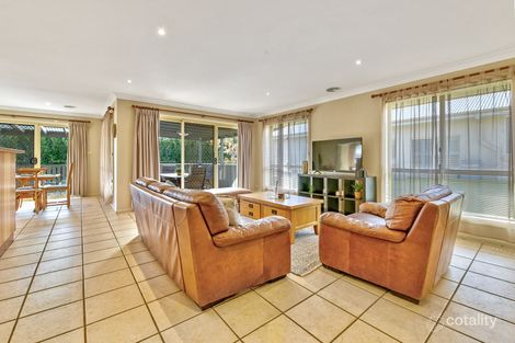 Property photo of 18 Goldfinch Way Orange NSW 2800
