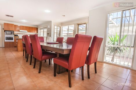 Property photo of 15 Mulberry Pass Craigieburn VIC 3064