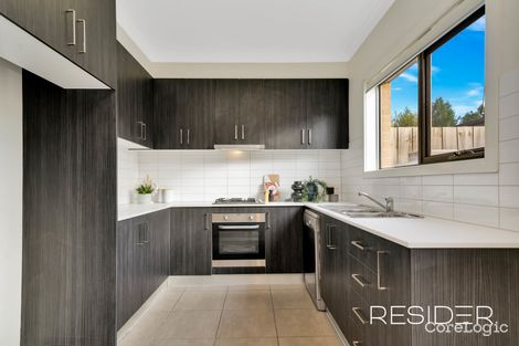Property photo of 10 Lawn Walk Mernda VIC 3754